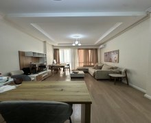 Satılır Yeni Tikili Elmlər akademiyası m., Yasamal r.