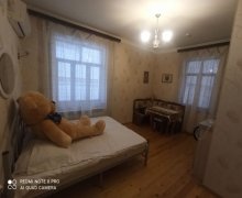 Kirayə (aylıq) Köhnə Tikili İçərişəhər m., Səbail r.