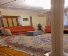 iceri seherde aylıq kiraye evler İçərişəhər m., Səbail r.