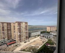 Satılır Yeni Tikili İnşaatçılar m., Yeni Yasamal qəs., Yasamal r.