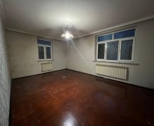 Satılır Köhnə Tikili Əhmədli m., Köhnə Günəşli qəs., Xətai r. Satılır Köhnə Tikili Əhmədli m., Köhnə Günəşli qəs., Xətai r.