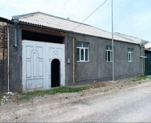 Satılır Həyət evi/villa Gəncə ş. Satılır Həyət evi/villa Gəncə ş.