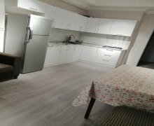 Satılır Yeni Tikili İnşaatçılar m., Yeni Yasamal qəs., Yasamal r.