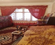 Satılır Köhnə Tikili Əhmədli m., Köhnə Günəşli qəs., Xətai r.