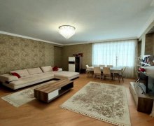 Kirayə (aylıq) Köhnə Tikili İnşaatçılar m., Yasamal qəs., Yasamal r.