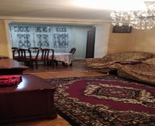 Satılır Köhnə Tikili Azadlıq m., Binəqədi r.