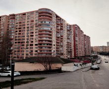 Satılır Yeni Tikili İnşaatçılar m., Yeni Yasamal qəs., Yasamal r.