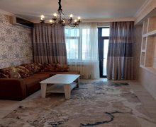 Satılır Yeni Tikili Qaraçuxur qəs., Suraxanı r.