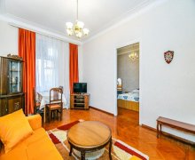 Kirayə (aylıq) Köhnə Tikili Nəsimi r.