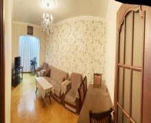 Satılır Köhnə Tikili Xalqlar dostluğu m., 8-ci kilometr, Nizami r.