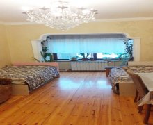 Satılır Köhnə Tikili Azadlıq m., 8-ci mikrorayon, Binəqədi r.