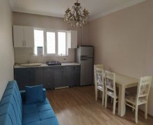 Satılır Köhnə Tikili İnşaatçılar m., Yeni Yasamal qəs., Yasamal r.