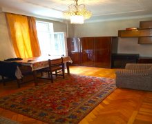 Satılır Köhnə Tikili Elmlər akademiyası m., Yasamal qəs., Yasamal r.