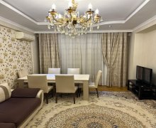 Satılır Yeni Tikili İnşaatçılar m., Yeni Yasamal qəs., Yasamal r.