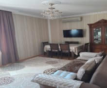 Satılır Köhnə Tikili Neftçilər m., Bakıxanov qəs., Sabunçu r.