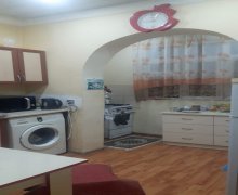 Satılır Köhnə Tikili Qaraçuxur qəs., Suraxanı r.