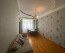 Kirayə (aylıq) Yeni Tikili Azadlıq m., 8-ci mikrorayon, Binəqədi r.