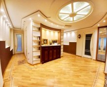 Satılır Yeni Tikili Elmlər akademiyası m., Yasamal r.