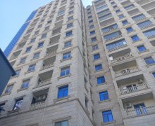 Satılır Yeni Tikili Gənclik m., Nəsimi r.