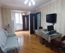 Satılır Köhnə Tikili İnşaatçılar m., Yasamal r.