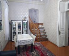 Satılır Köhnə Tikili Nizami m., Yasamal r.