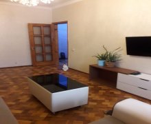 Satılır Köhnə Tikili Xalqlar dostluğu m., Əhmədli, Xətai r.