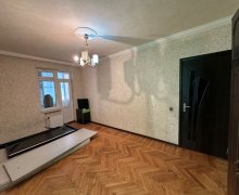 Satılır Köhnə Tikili Xalqlar dostluğu m., 8-ci kilometr, Nizami r.