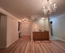 Satılır Köhnə Tikili İnşaatçılar m., Yeni Yasamal qəs., Yasamal r.