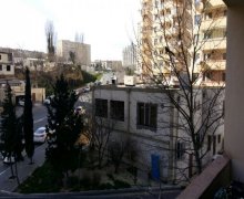 Satılır Yeni Tikili Elmlər akademiyası m., Yasamal r.