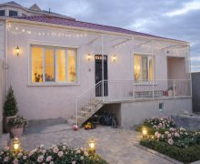 Satılır Həyət evi/villa Elmlər akademiyası m., Badamdar qəs., Səbail r.