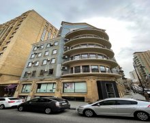 Kirayə (aylıq) Ofis İçərişəhər m., Axundov bağı, Səbail r. Kirayə (aylıq) Ofis İçərişəhər m., Axundov bağı, Səbail r.