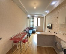 qara qarayevde satilan evler Qara Qarayev m., Nizami r.