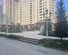 Satılır Yeni Tikili Elmlər akademiyası m., Yasamal r.