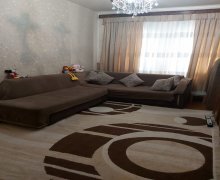 Satılır Köhnə Tikili Azadlıq m., 8-ci mikrorayon, Binəqədi r.