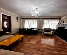 Satılır Köhnə Tikili Qaraçuxur qəs., Suraxanı r.