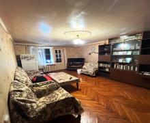 Satılır Köhnə Tikili Elmlər akademiyası m., Yasamal qəs., Bakı Dövlət Universiteti, Yasamal r.