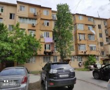 Satılır Köhnə Tikili Azadlıq m., 8-ci mikrorayon, Binəqədi r.