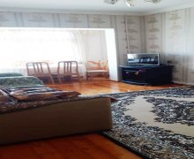 Satılır Köhnə Tikili Azadlıq m., 8-ci mikrorayon, Binəqədi r.