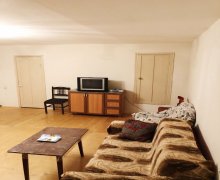 Satılır Köhnə Tikili Suraxanı r.