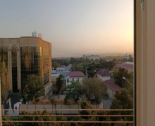 Satılır Köhnə Tikili Neftçilər m., 8-ci kilometr, Nizami r. Satılır Köhnə Tikili Neftçilər m., 8-ci kilometr, Nizami r.