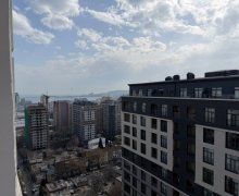 Satılır Yeni Tikili Azərbaycan Dillər Universiteti, Nəsimi r.