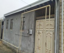 Satılır Bağ evi Gəncə ş. Satılır Bağ evi Gəncə ş.