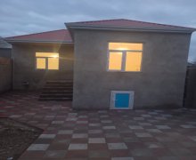 Satılır Bağ evi Sabunçu r.