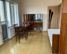 Kirayə (aylıq) Köhnə Tikili Neftçilər m., 8-ci kilometr, Nizami r. Kirayə (aylıq) Köhnə Tikili Neftçilər m., 8-ci kilometr, Nizami r.