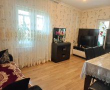 Satılır Köhnə Tikili Qaraçuxur qəs., Suraxanı r.