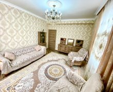 ehmedlide 3 otaqli evler Əhmədli m., Xətai r.