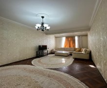 iceri seherde evlerin qiymeti İçərişəhər m., Səbail r.