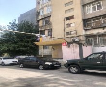 Satılır Köhnə Tikili Nəsimi m., 9-cu mikrorayon, Binəqədi r.