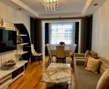 razinde 3 otaqli evler Neftçilər m., Bakıxanov qəs., Sabunçu r.