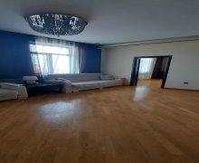 iceri seherde aylıq kiraye evler İçərişəhər m., Səbail r.